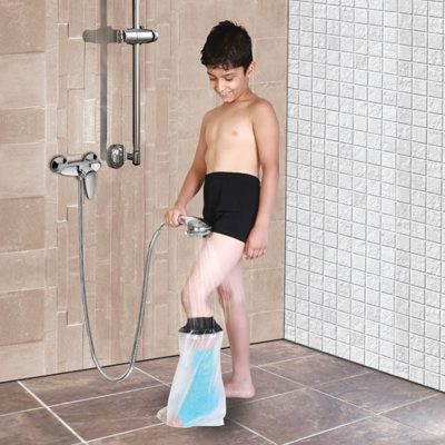 ویژگی های محافظ گچ و پانسمان در حمام طب و صنعت کد 93100 جلوگیری از مرطوب شدن گچ و پانسمان هنگام استحمام مناسب برای زیر زانو و دست بزرگسالان محافظ گچ و پانسمان در حمام کوتاه مناسب برای دست و ران کودکان